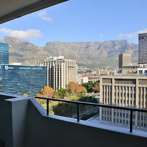 The Capetonian - Halal Kaapstad